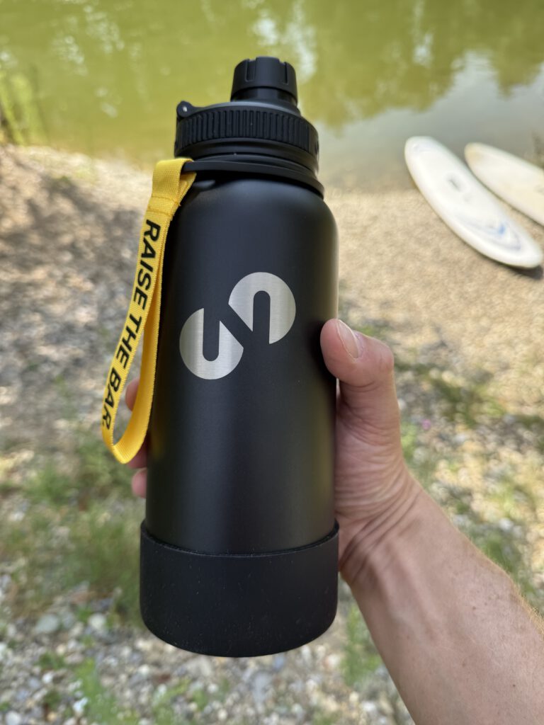 Barbell Jack Trinkflasche von ONO Test und Erfahrungen Ergonomie