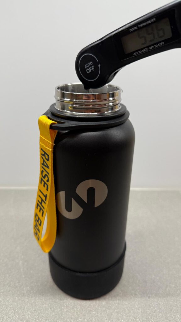 Barbell Jack Trinkflasche von ONO Test und Erfahrungen Wärmetest Thermosflasche Training