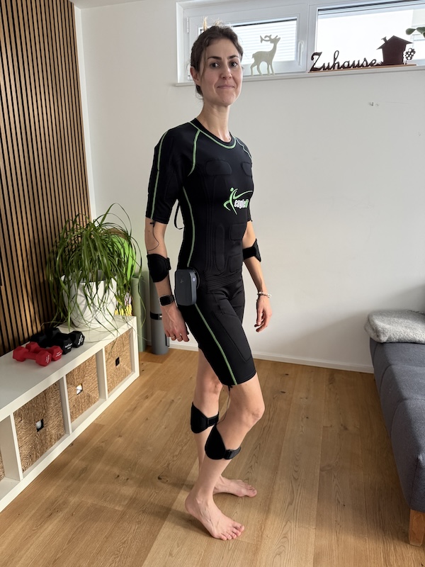 Eaglefit EMS Connect im Test – EMS-Training flexibel zuhause & unterwegs 13 EMS Anzug im Test – Tragekomfort bei Bewegung