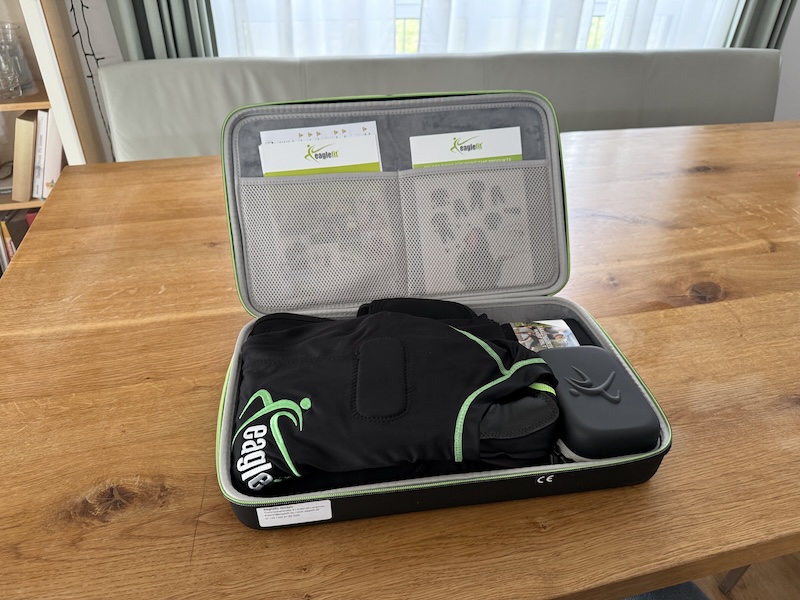 Eaglefit EMS Connect im Test – EMS-Training flexibel zuhause & unterwegs 3 Lieferumfang Eaglefit EMS Connect im Transportcase
