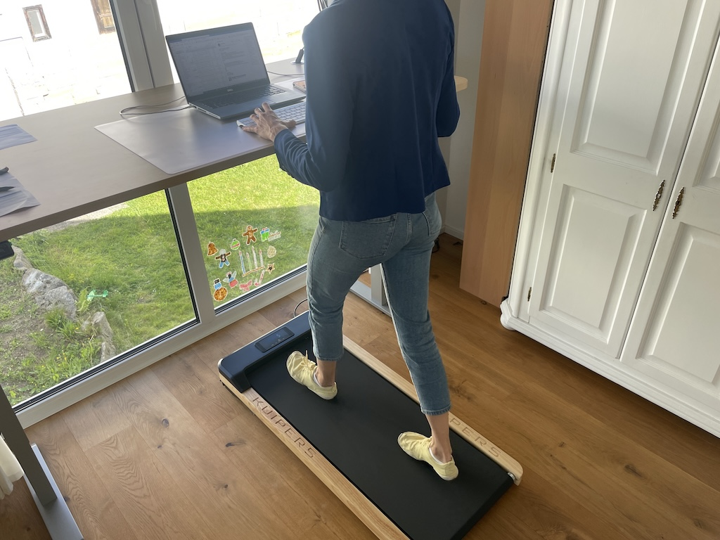 Meine meistgenutzten Homegym Geräte – ehrliche Alltagserfahrungen 3 Kuipers K1 Laufband für Walking im Homeoffice und Bewegung im Alltag